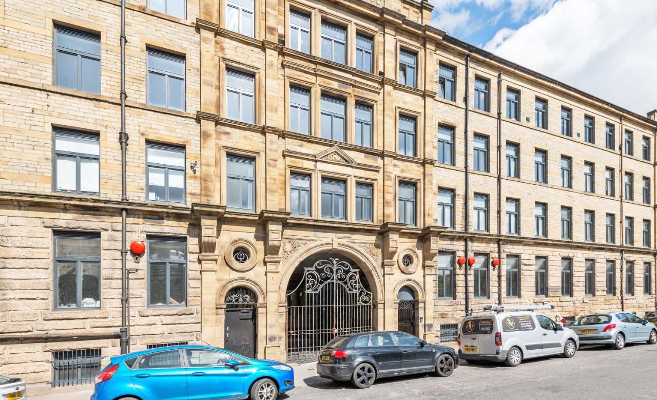 New Luxury Nyc Style Loft With Cinema Room By Green Haven Escapes In Bradford แบรดฟอร์ด ภายนอก รูปภาพ